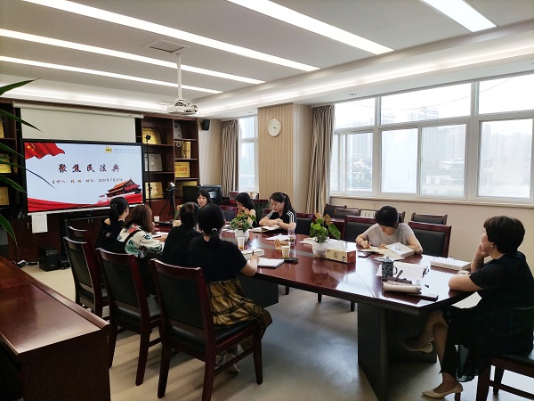 聯(lián)學(xué)聯(lián)建進行時，來跟民革小張律師一起聚焦《民法典》