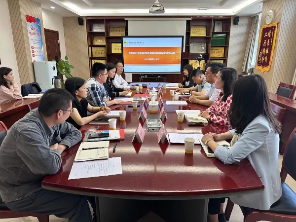 強(qiáng)強(qiáng)聯(lián)合促發(fā)展 優(yōu)勢(shì)互補(bǔ)共提升 | 公司與裕華建設(shè)集團(tuán)簽署戰(zhàn)略合作協(xié)議